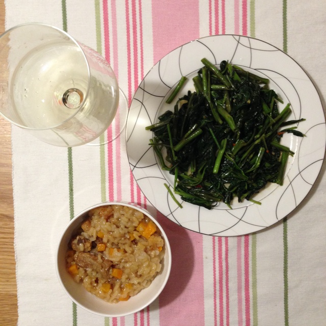 喷香排骨焖饭（爆好吃）