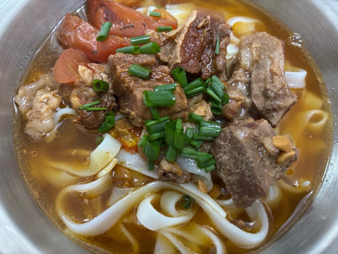 番茄炖牛腩