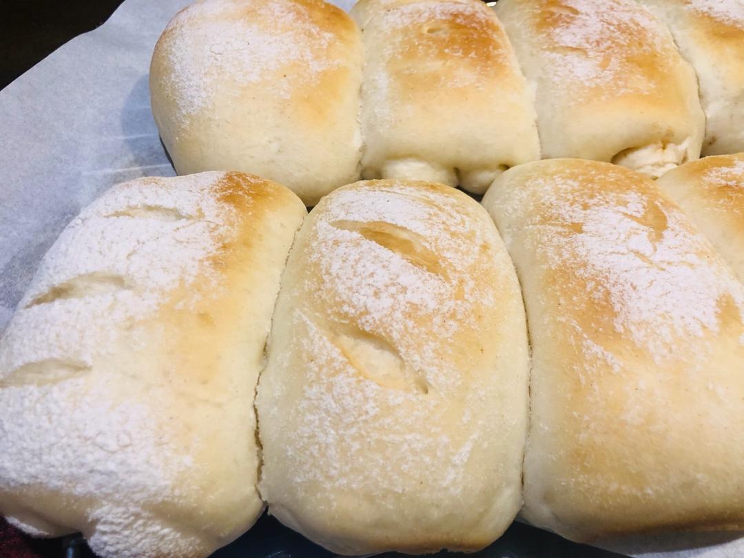 软到不知所措的牛奶卷