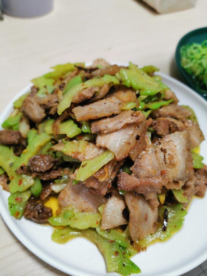 清热解馋的苦瓜回锅肉
