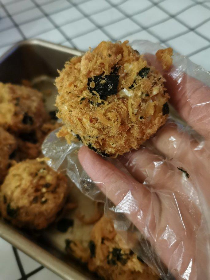 朋友都说比鲍师傅好吃的海苔肉松小贝