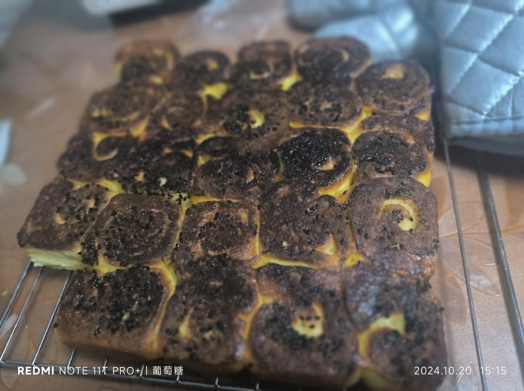 脆底蜂蜜小面包