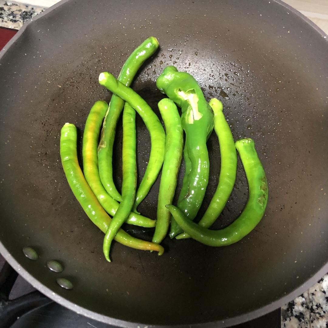 【正宗湘菜】擂辣椒皮蛋