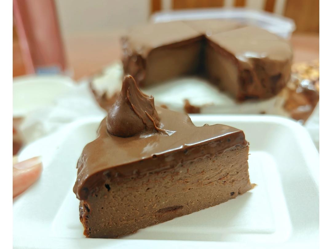 巧克力巴斯克蛋糕