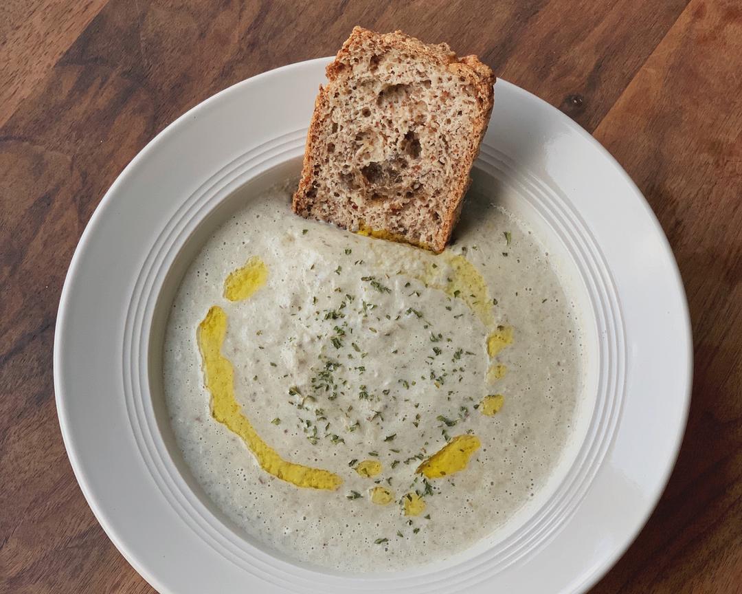 生酮食谱38｜口感像德式微酸的生酮面包生酮吐司