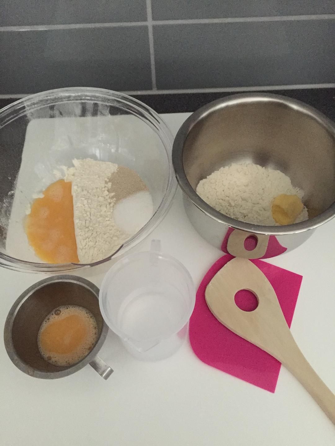 纯奶手撕吐司的做法 步骤1