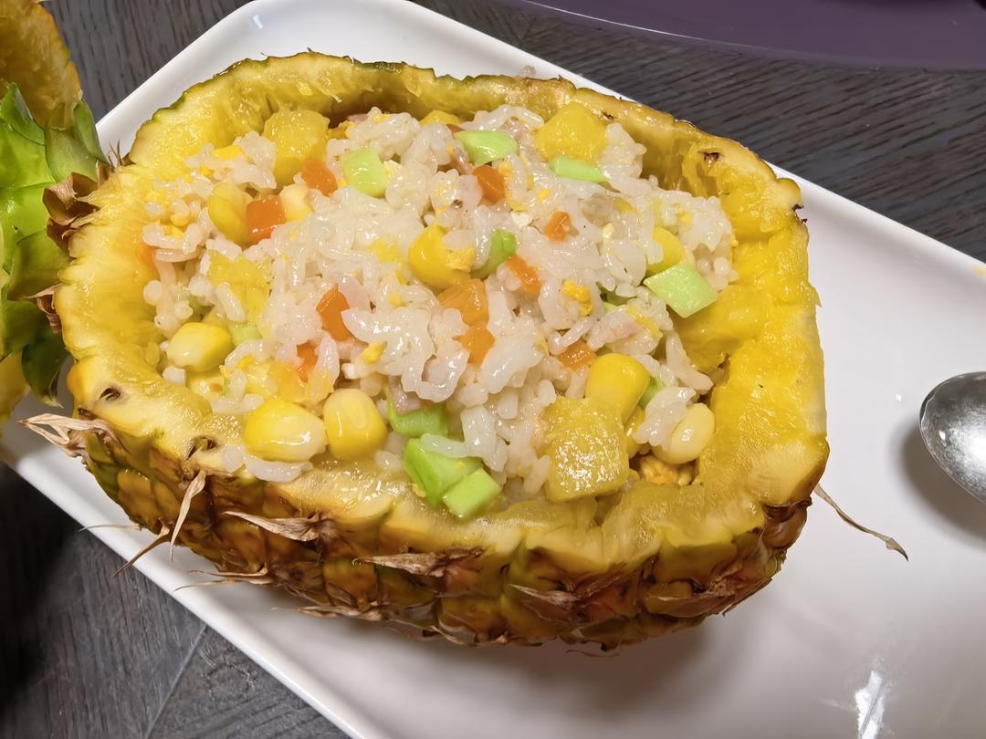 菠萝炒饭