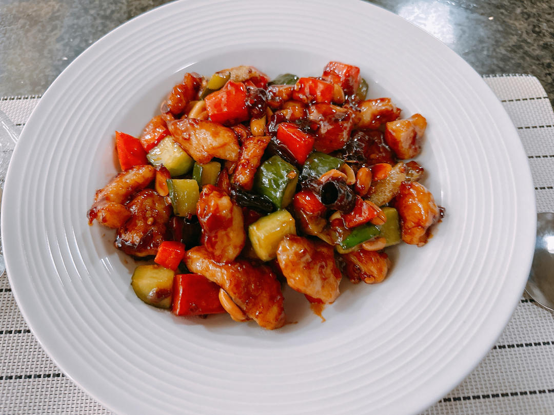 宫保鸡丁！最正宗最讲究的做法！