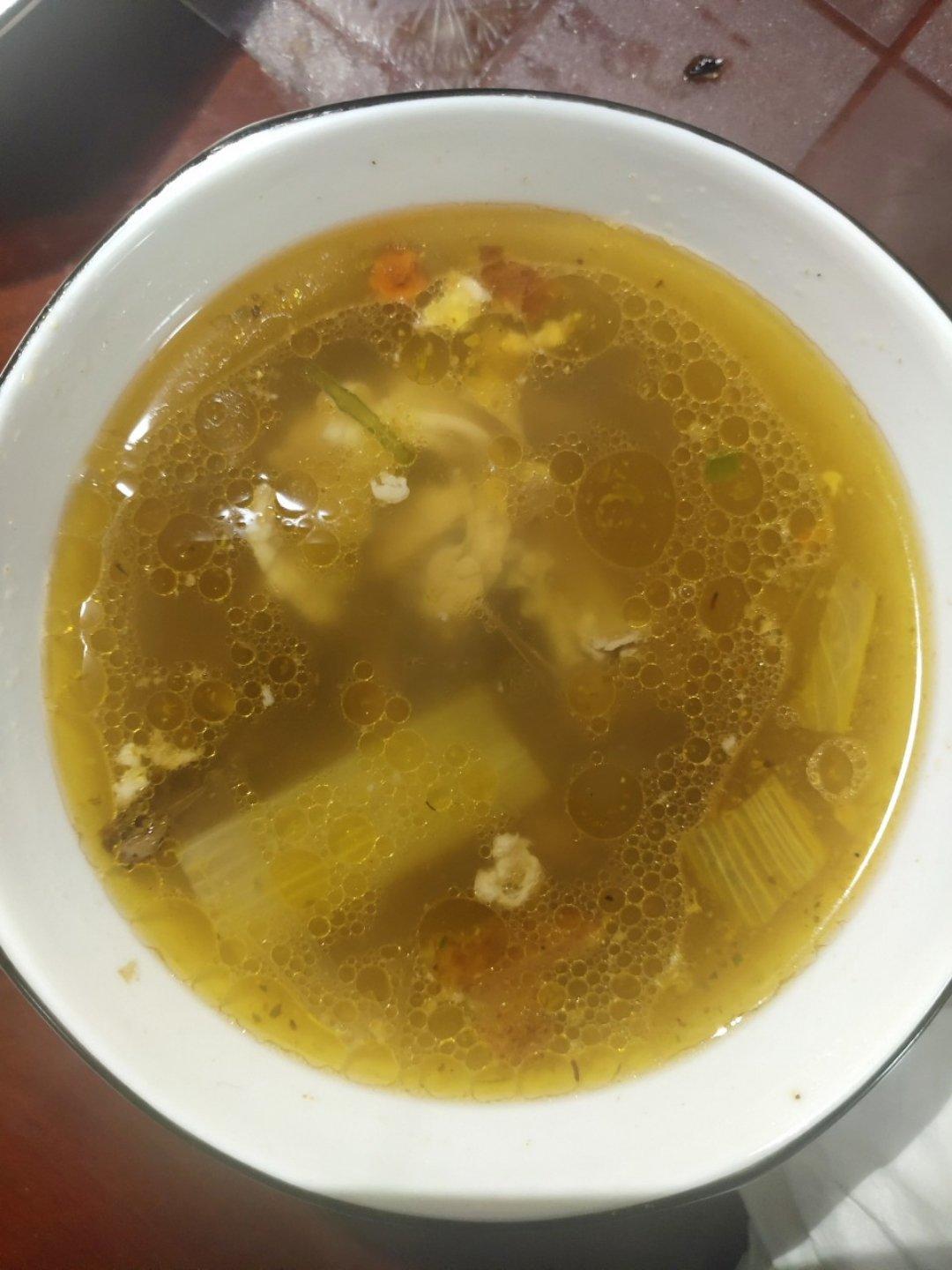 茶树菇老鸭汤