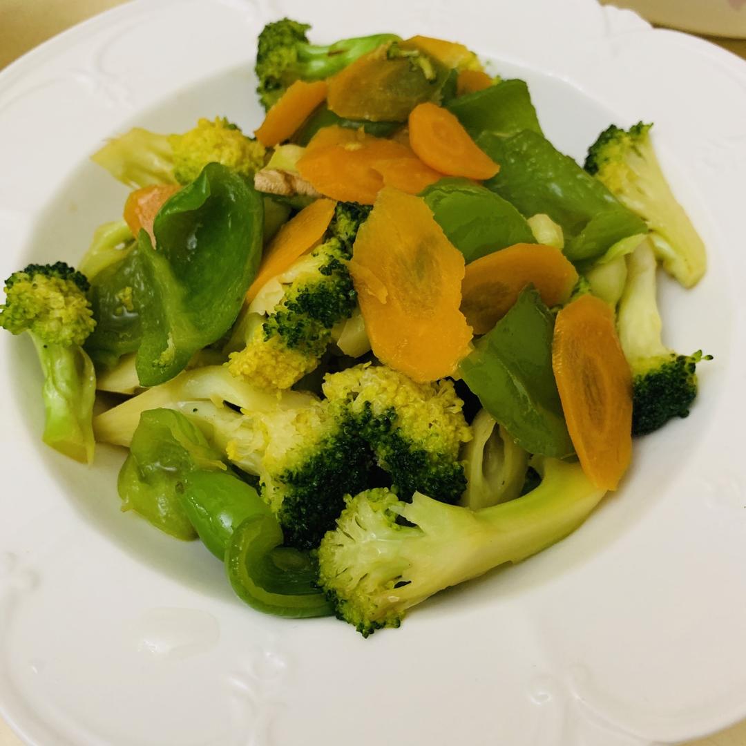 清炒胡萝卜西兰花