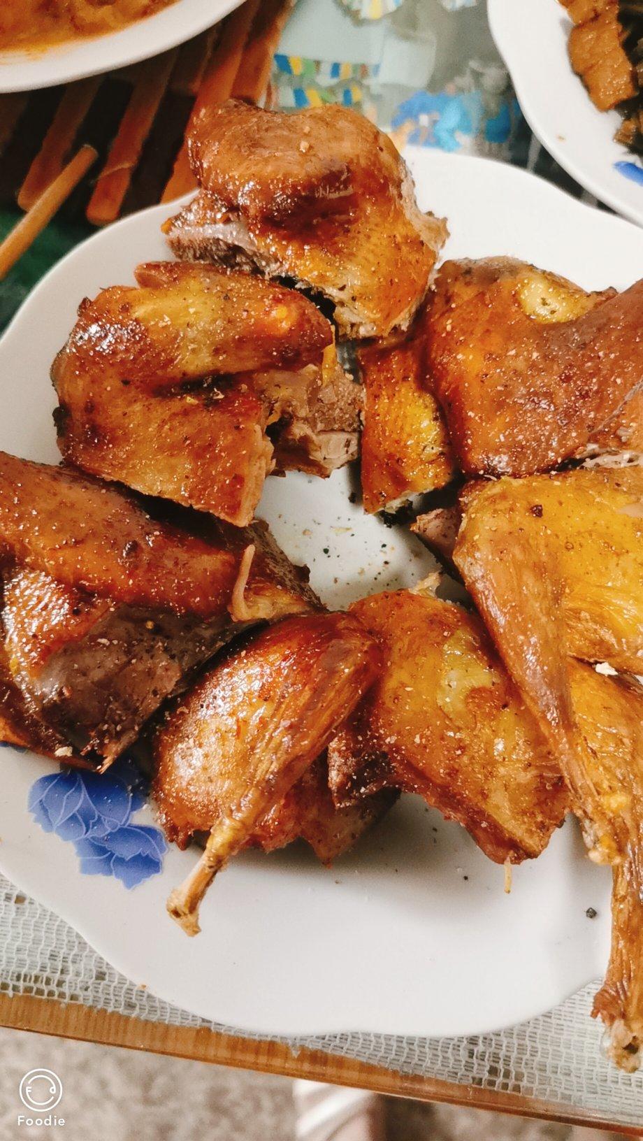 看似复杂其实简单三步的脆皮乳鸽/烤乳鸽