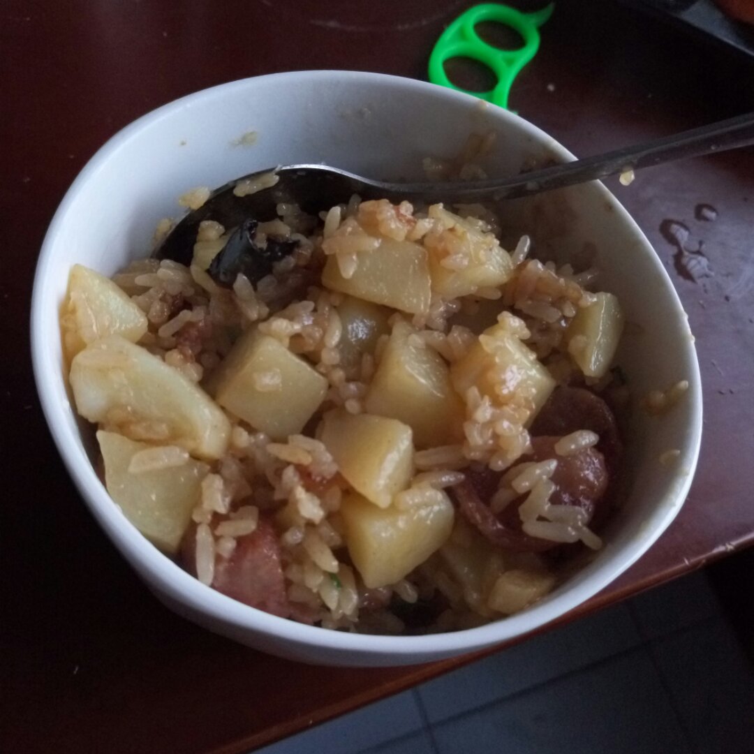 香肠土豆焖饭【一人也要吃好版】