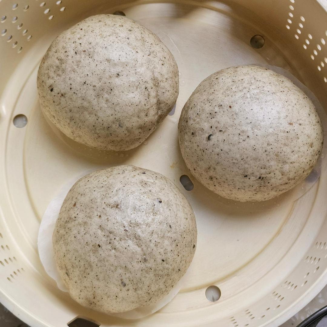新手做馒头也能100%成功——附上非常详细的视频步骤（一次发酵法）