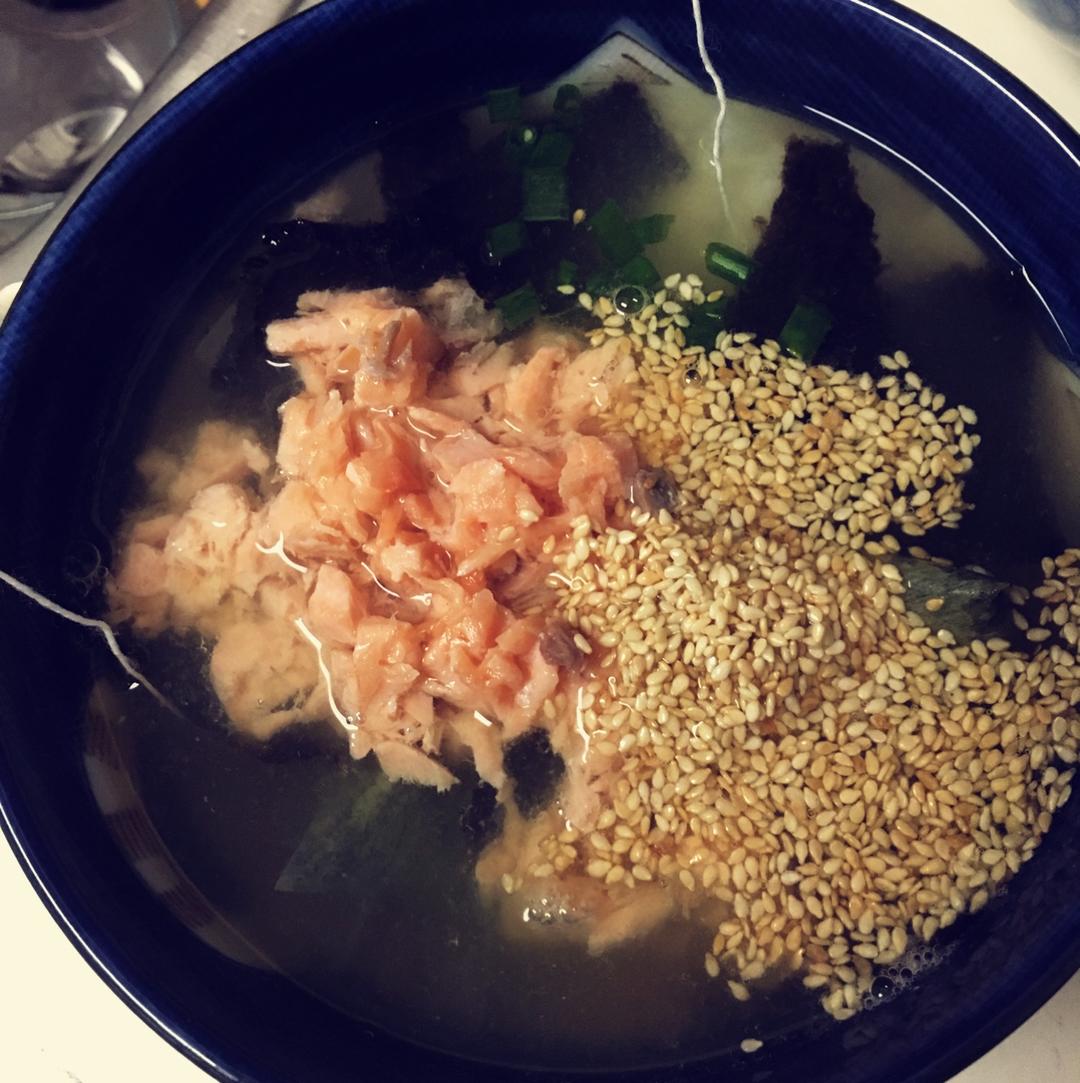 三文鱼茶泡饭