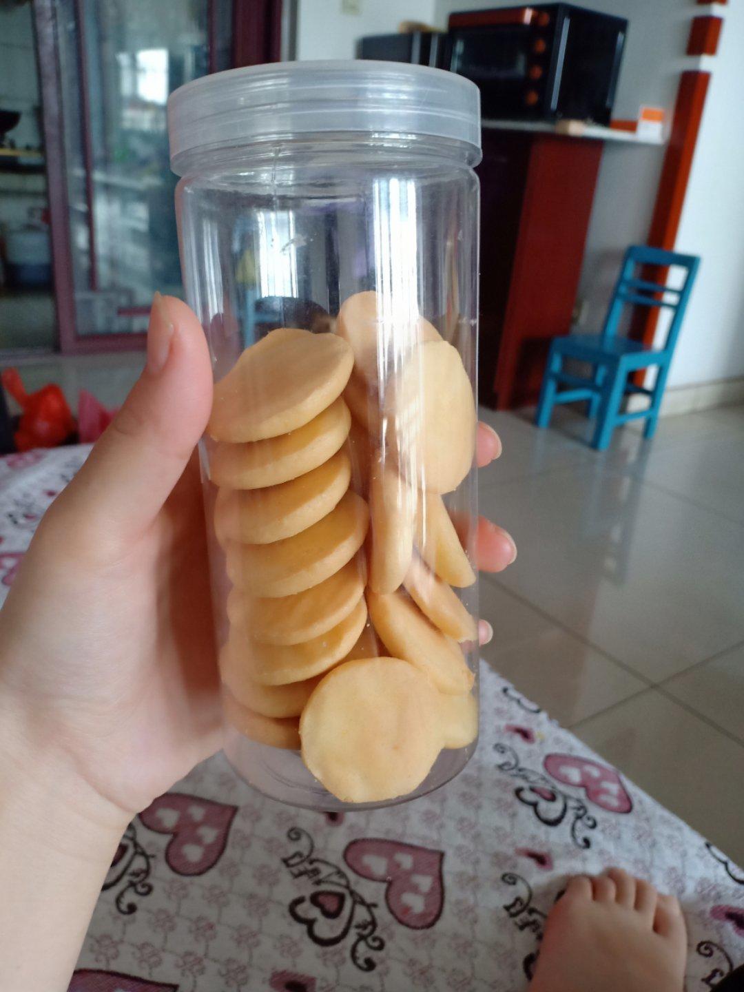鸡蛋小饼干