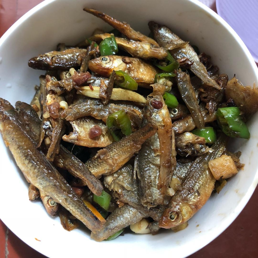 dz-瑞宝宝做的青椒炒火焙鱼