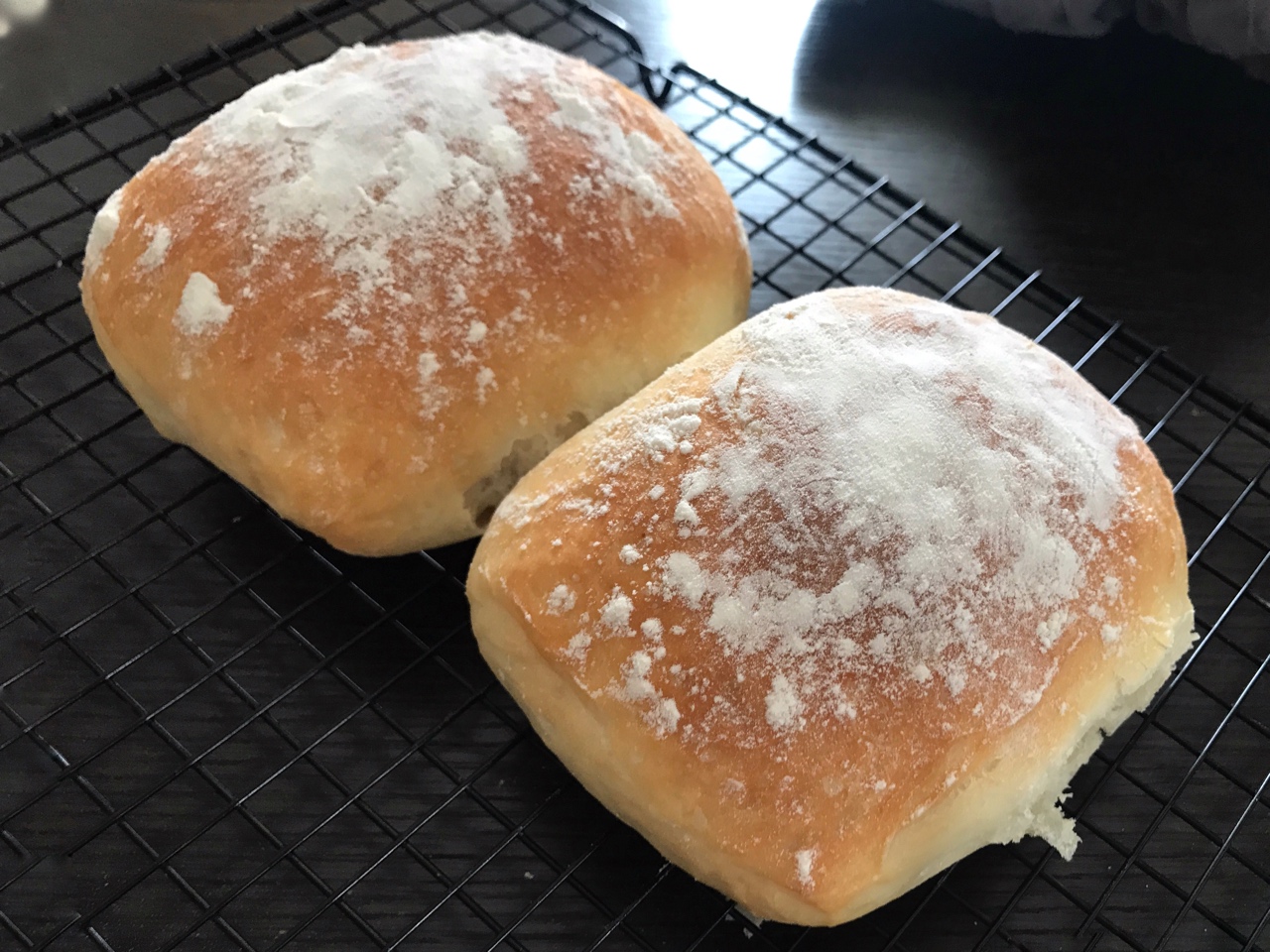 免揉意大利拖鞋面包ciabatta（吐血整理史上最全藤田千秋免揉欧包制作心得）