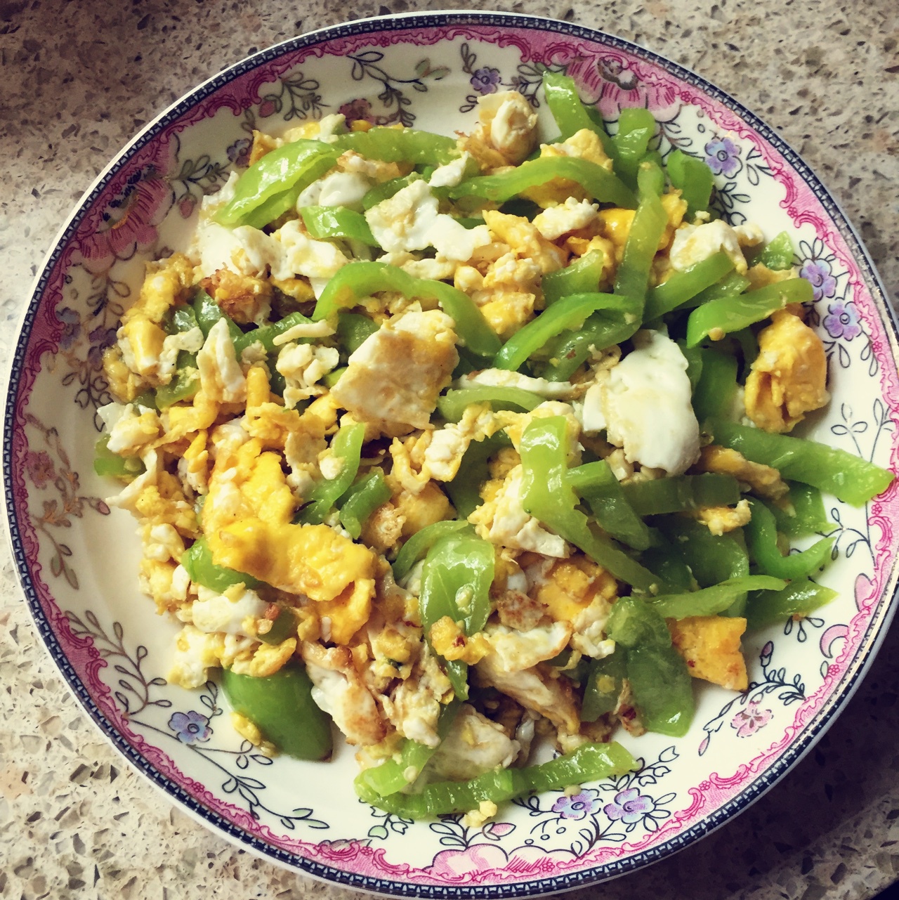 尖椒炒鸡蛋
