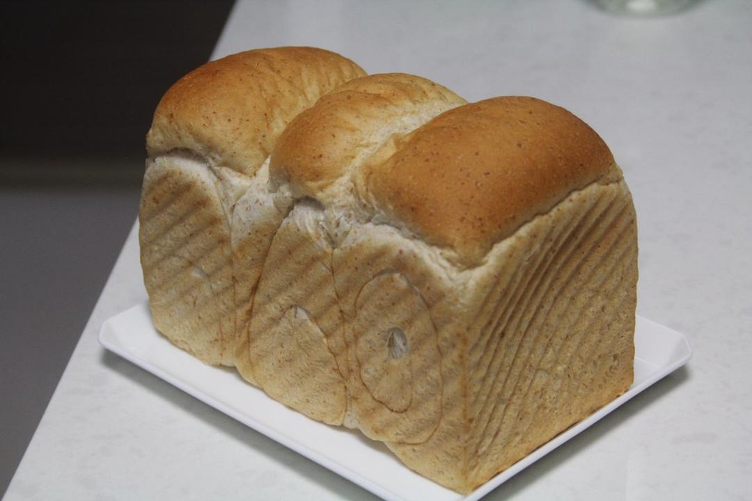 超软黑麦吐司
