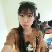 黑黑韩小嗯