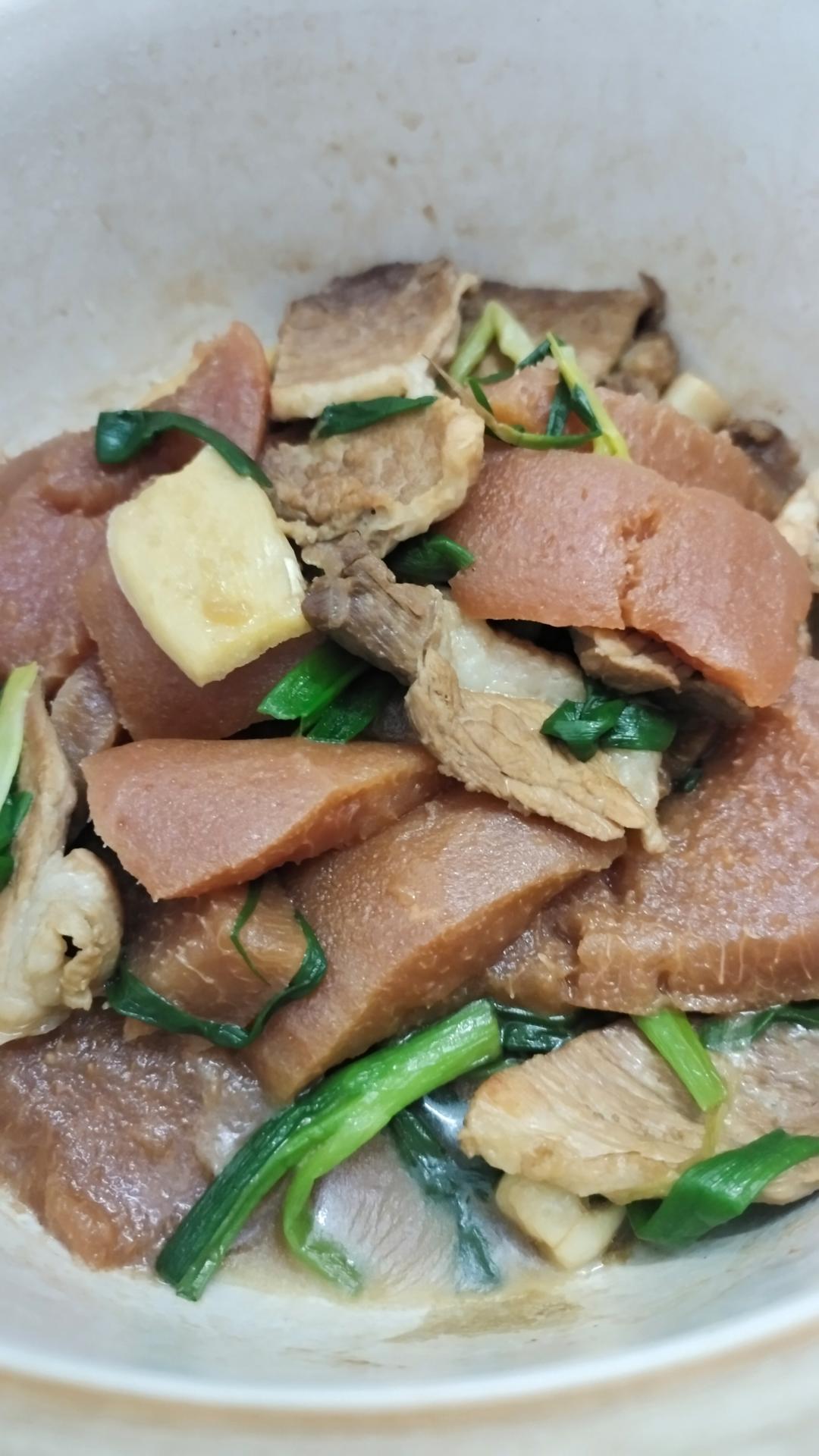 地道粤菜家常做法·柚子皮焖鱼肠