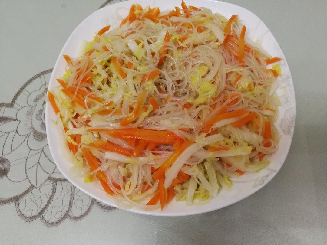 白菜芯拌粉丝～爽口凉菜