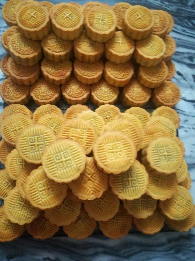 莲蓉蛋黄月饼（君之配方）