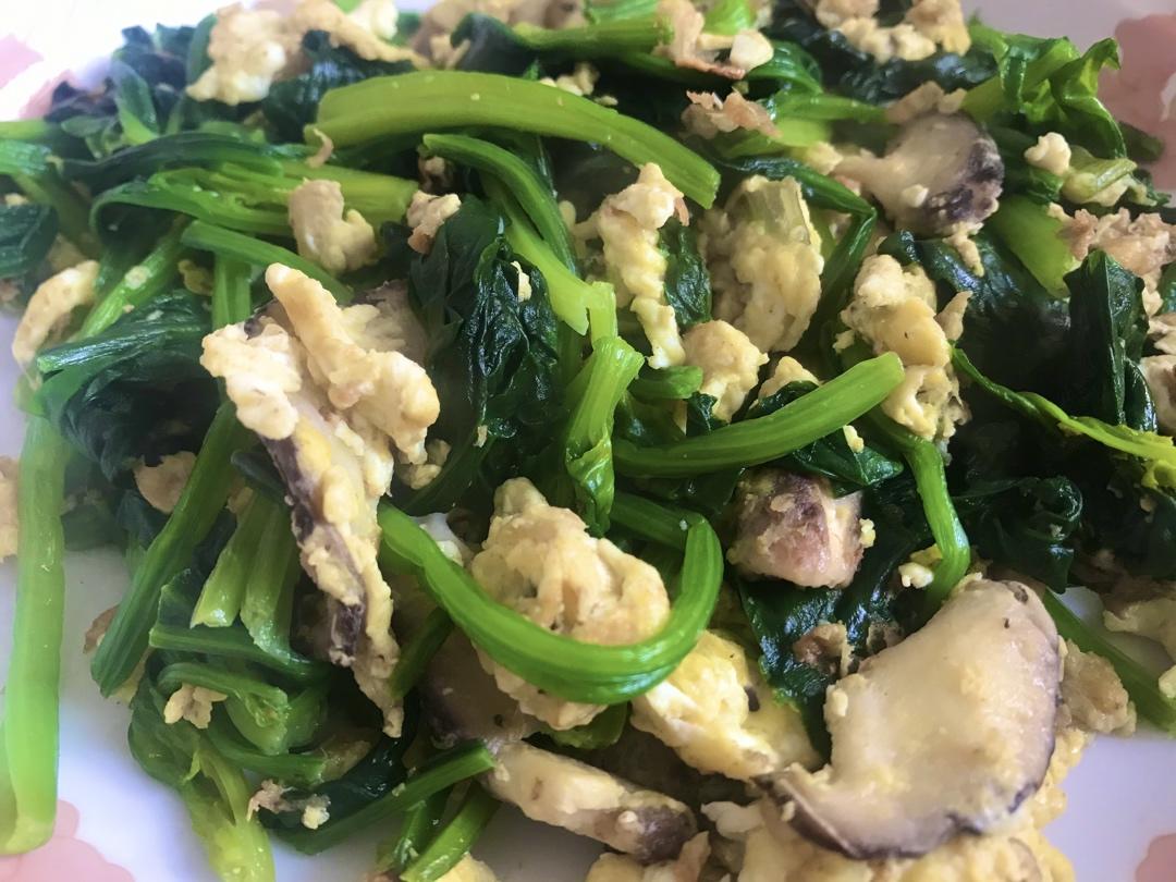 菠菜炒鸡蛋