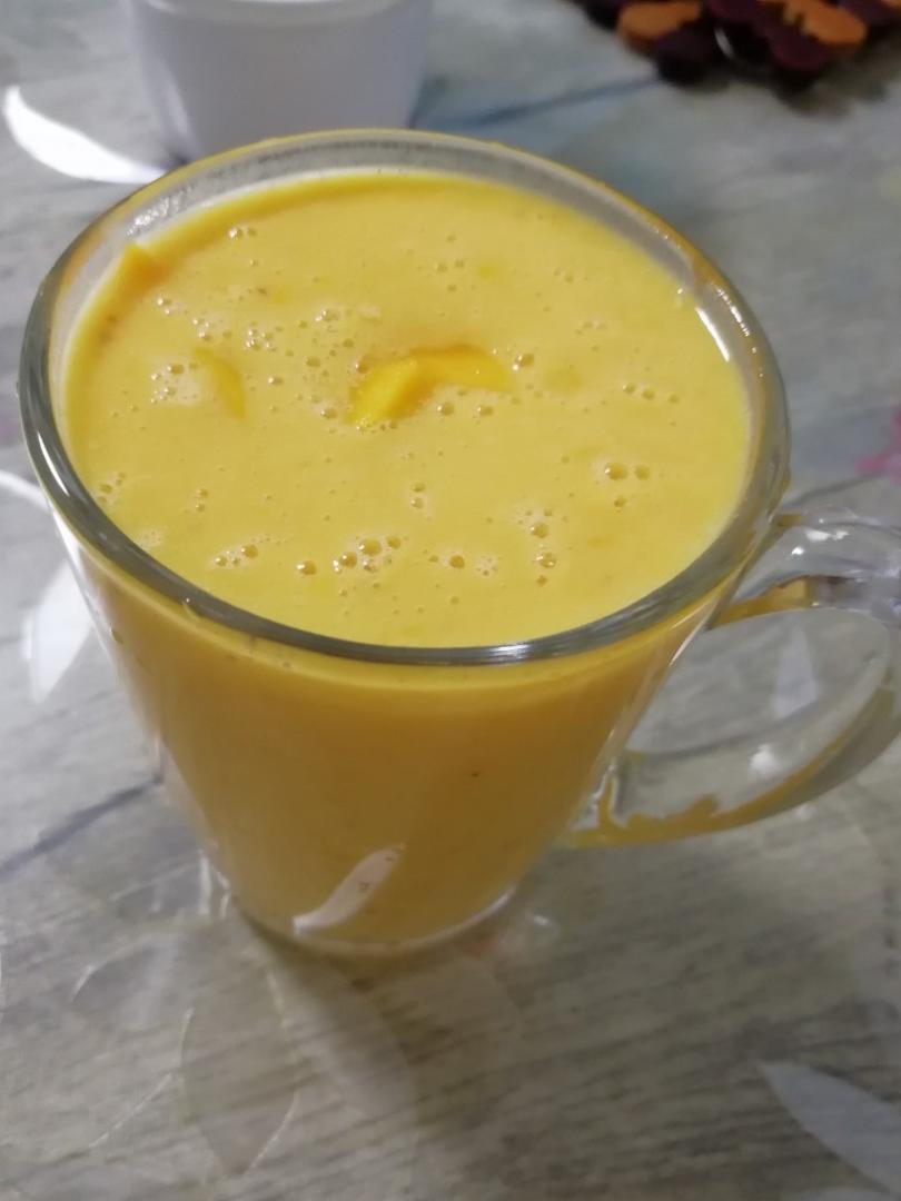 草莓芒果奶昔（超好喝的）