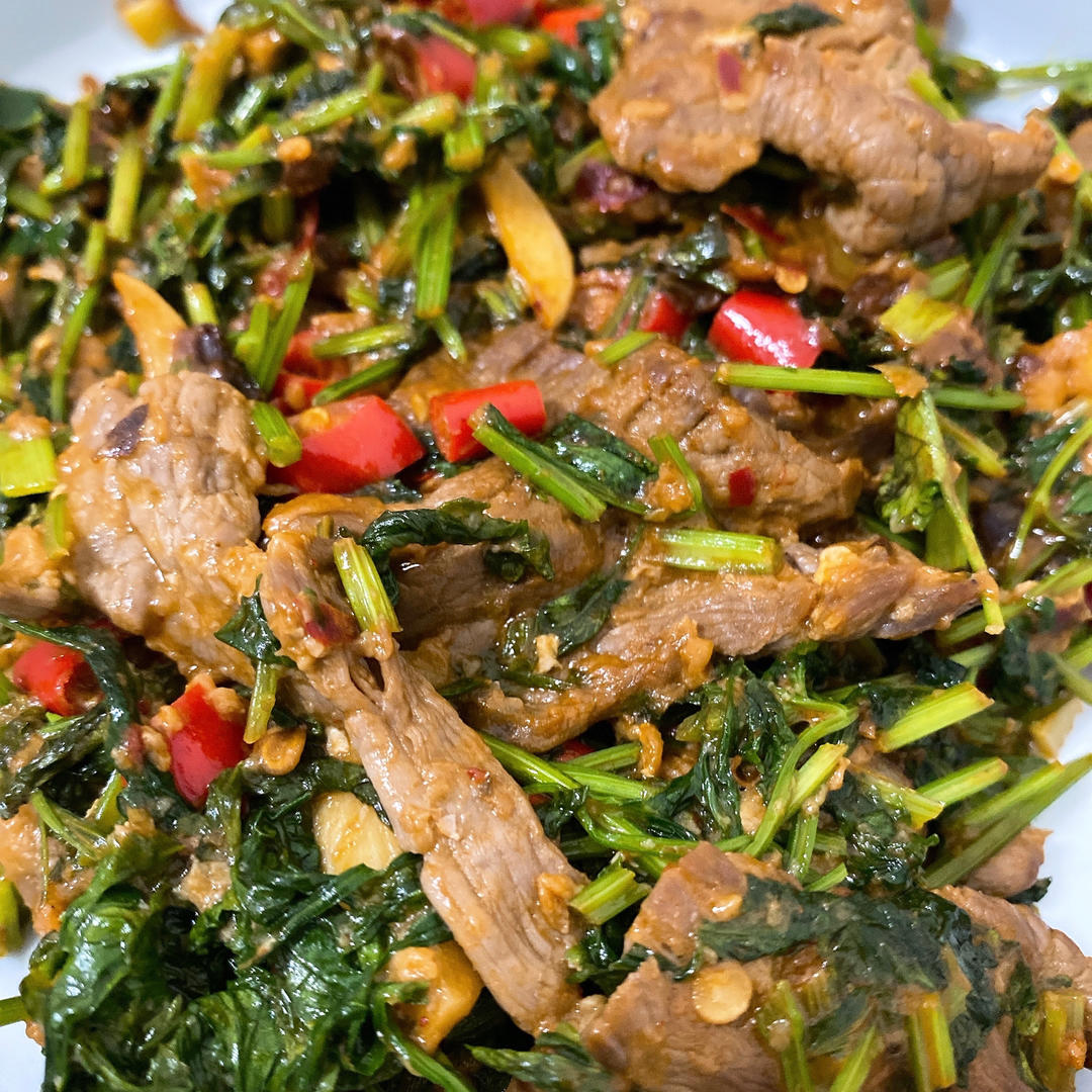 小炒黄牛肉，肉嫩味香！太好吃了简直是米饭杀手！