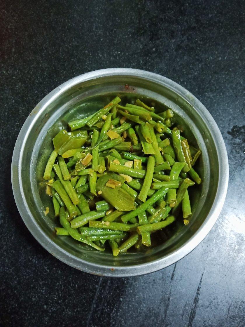 青春是一本太仓促的书7cxq做的家常小辣椒炒豇豆长豆