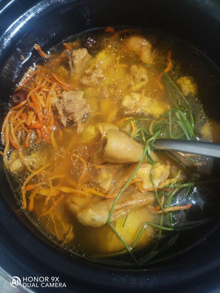 虫草花煲鸡汤