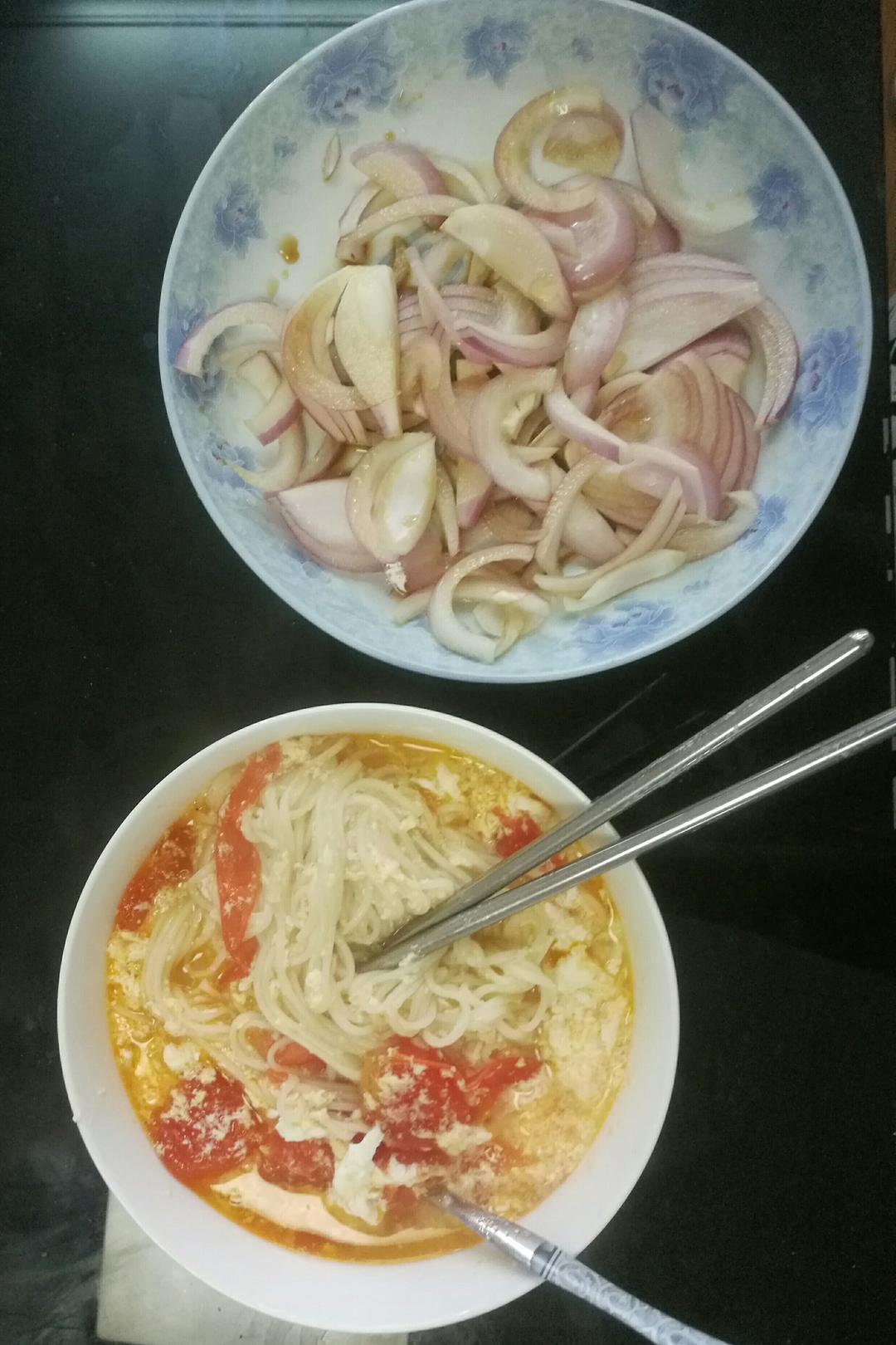 简单早饭西红柿鸡蛋挂面