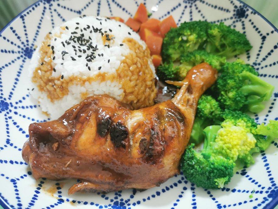 照烧鸡腿饭