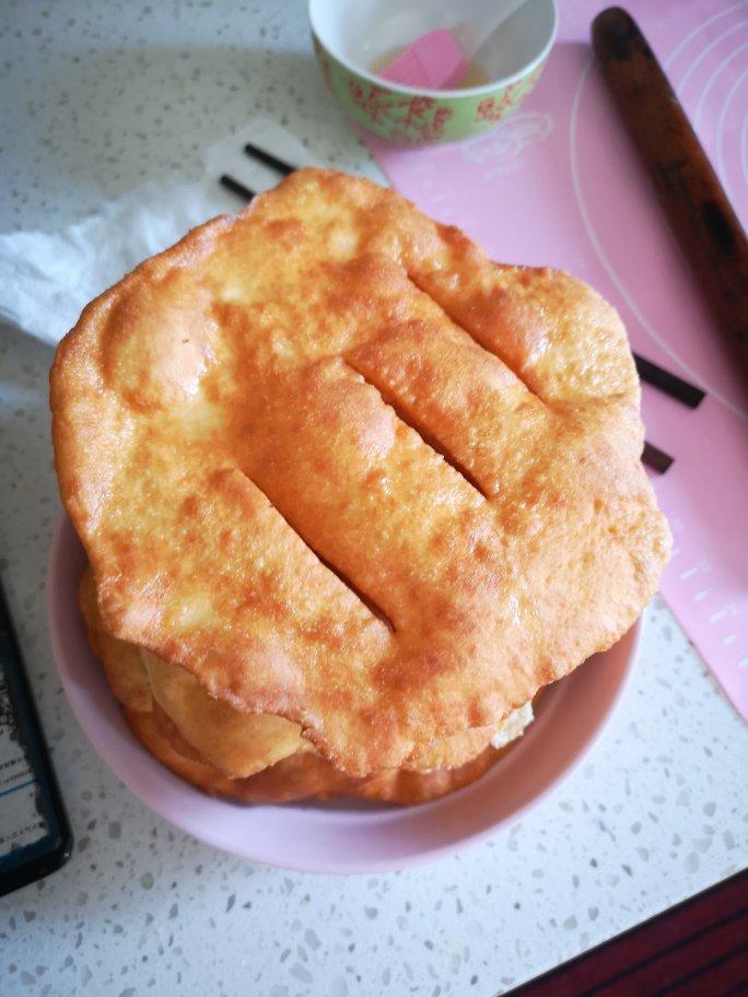 早上只用10分钟就做好的懒人版炸油饼（附送糖油饼和面方法）