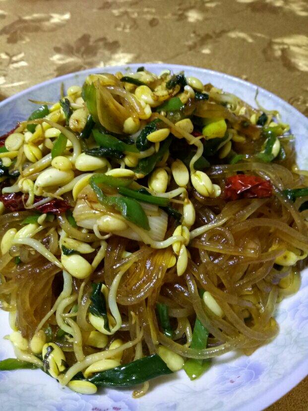 黄豆芽炒粉条