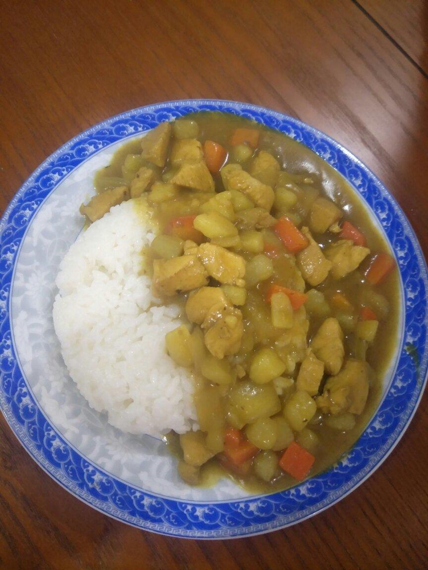 咖喱土豆鸡块