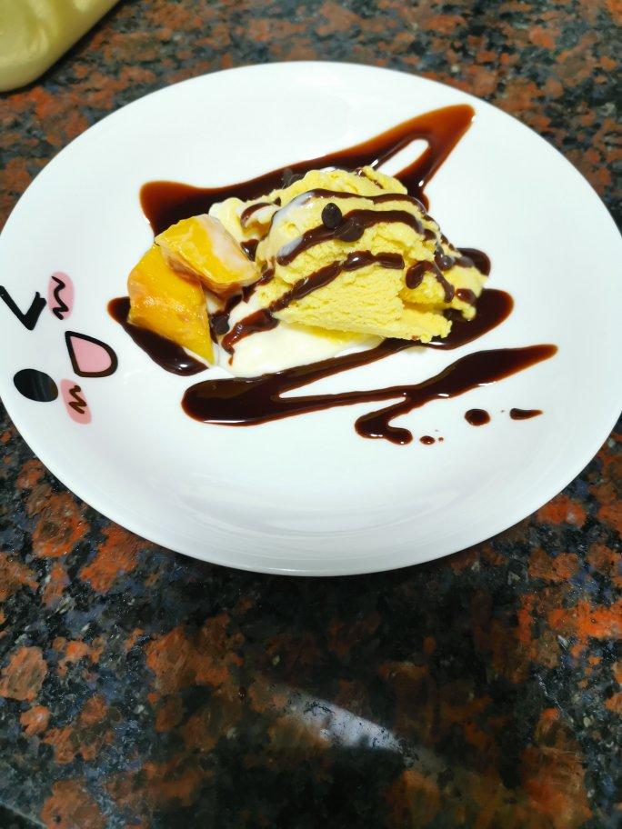 朗姆黑加仑冰淇淋 Rum Raisin Ice cream