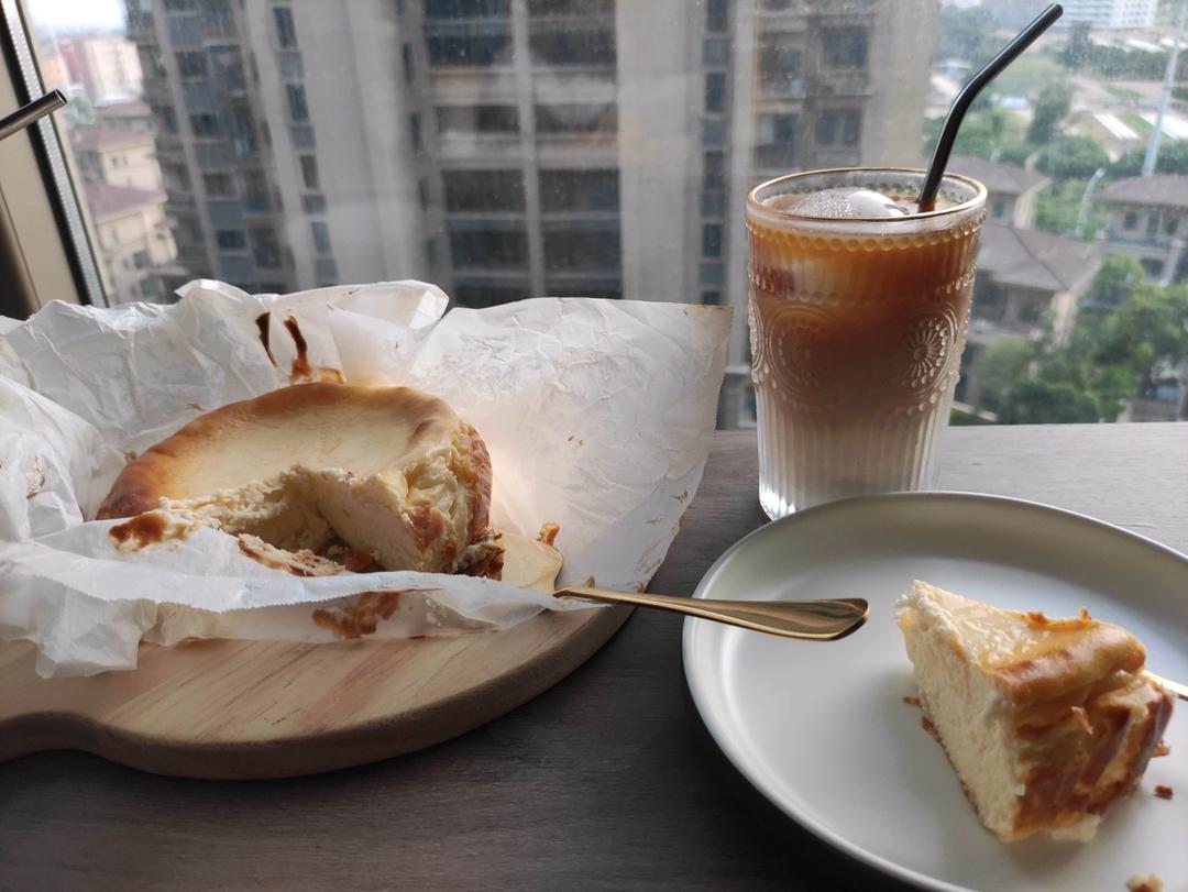 0基础0失败的巴斯克烤芝士蛋糕（附赠奶油芝士保存法）