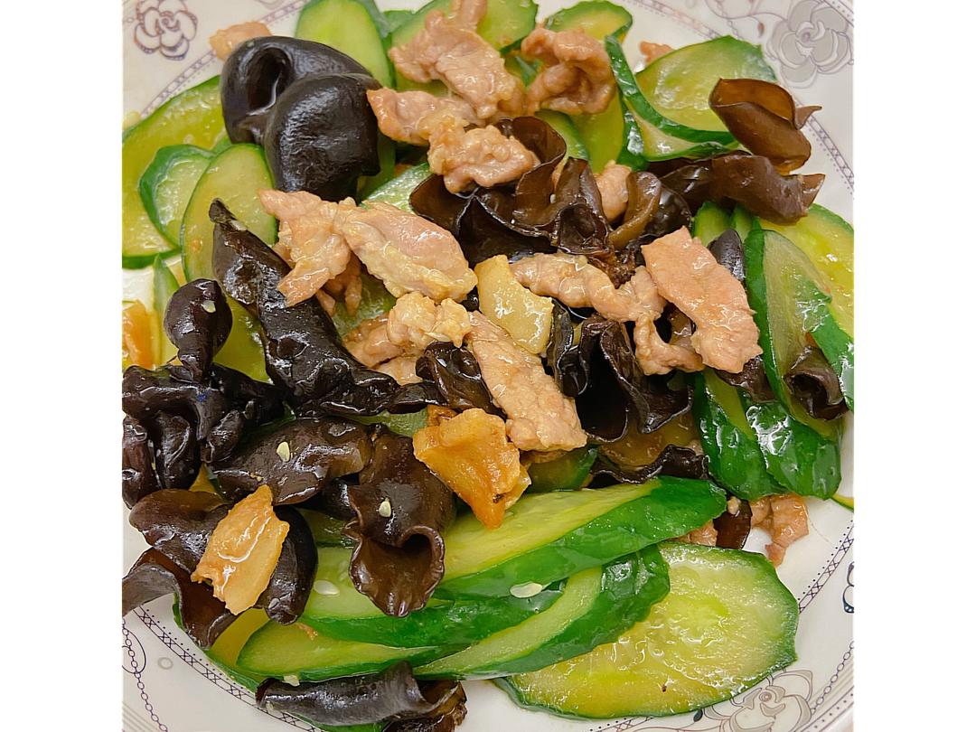 青瓜木耳炒肉片