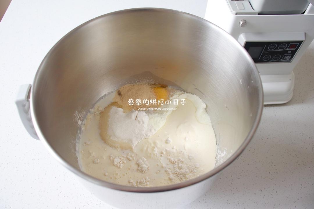 纯奶手撕吐司的做法 步骤1