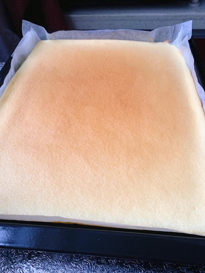 戚风蛋糕卷，快手美味0失败‼️不掉皮不开裂