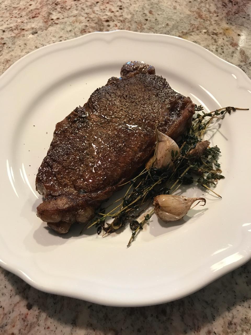 好吃到哭的煎牛排