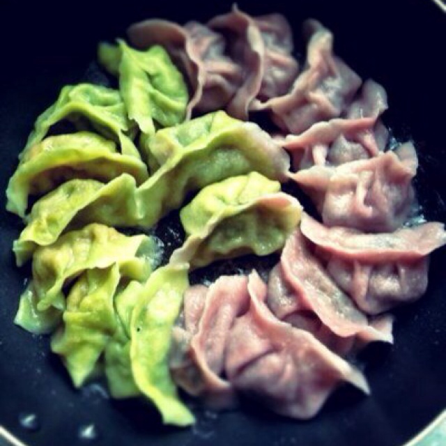彩色饺子