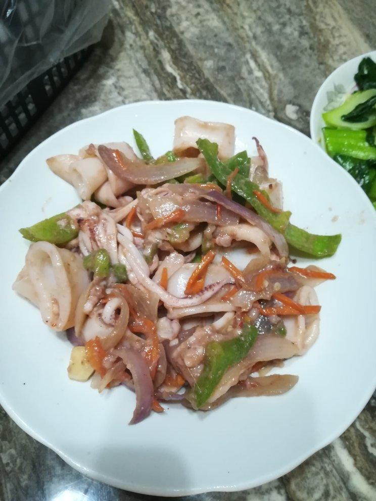 爆炒鱿鱼