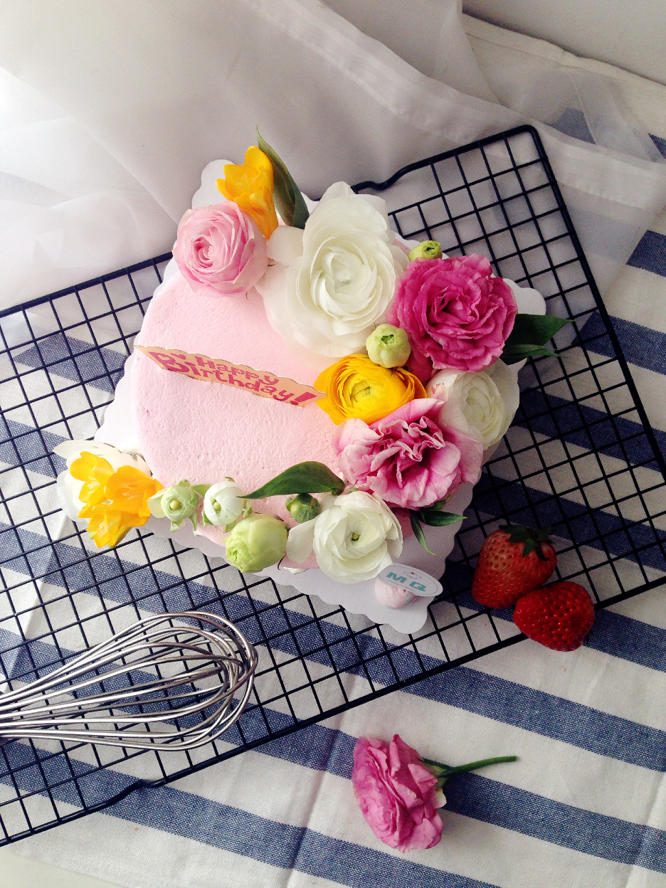 ''花仙子''鲜花戚风奶油蛋糕