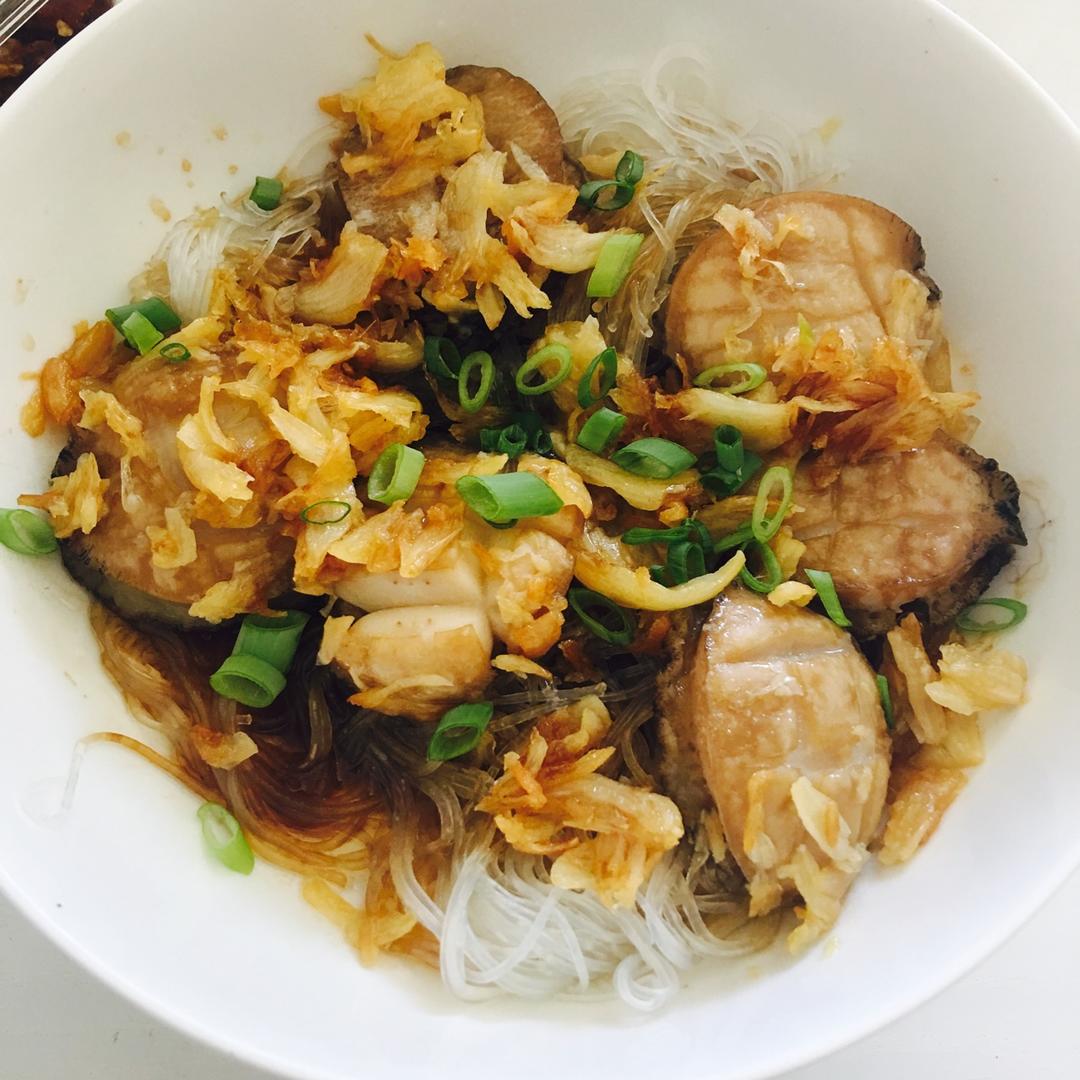 蒜蓉粉丝蒸鲍鱼