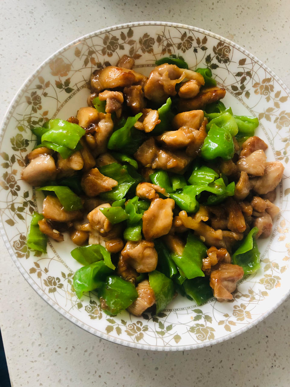 青椒炒鸡腿肉（大厨级别）