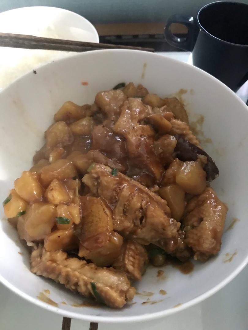 土豆烧鸡翅