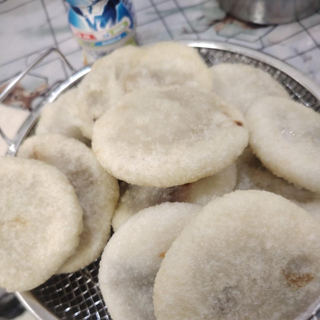 东北油炸糕（糯米粉豆沙馅儿）不翻车很简单